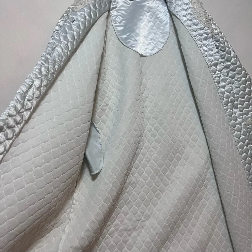 Vintage Dior Junior Quilted Satin‎ Lace Trim Robe Coat Light Blue Hostess 1960s